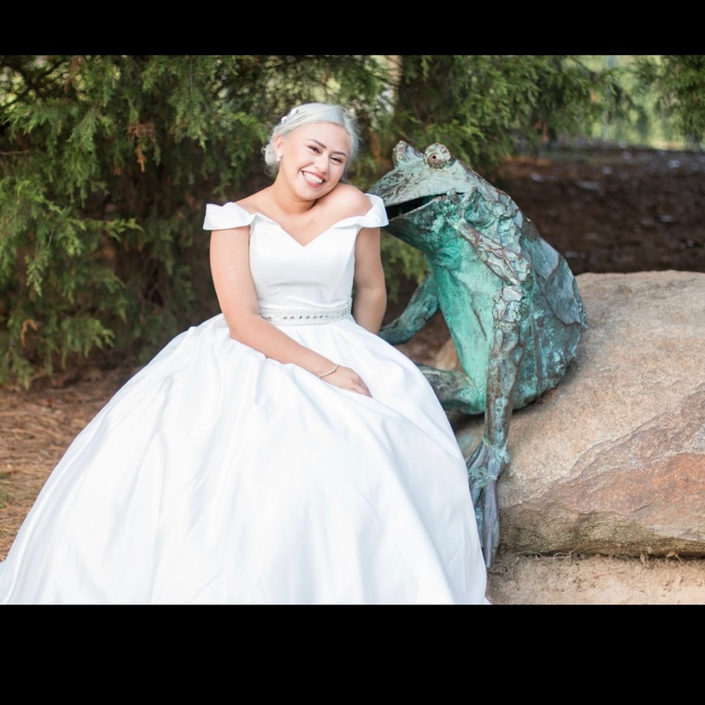 Wedding dress